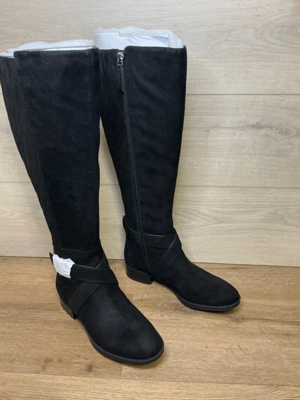 DKNY Mattie Flat High Knee Boots Wide Calf Suede Black Size 6